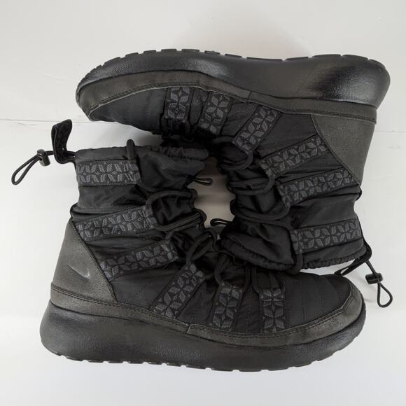 Nike Roshe Run Hi Women Size 9.5 Black Sneakerboots 615968-006 Faux Fur Winter - Picture 6 of 13